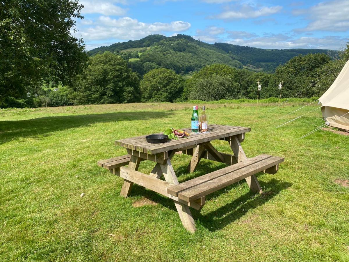 Black Mountains Glamping 호텔 애버게이브니 외부 사진